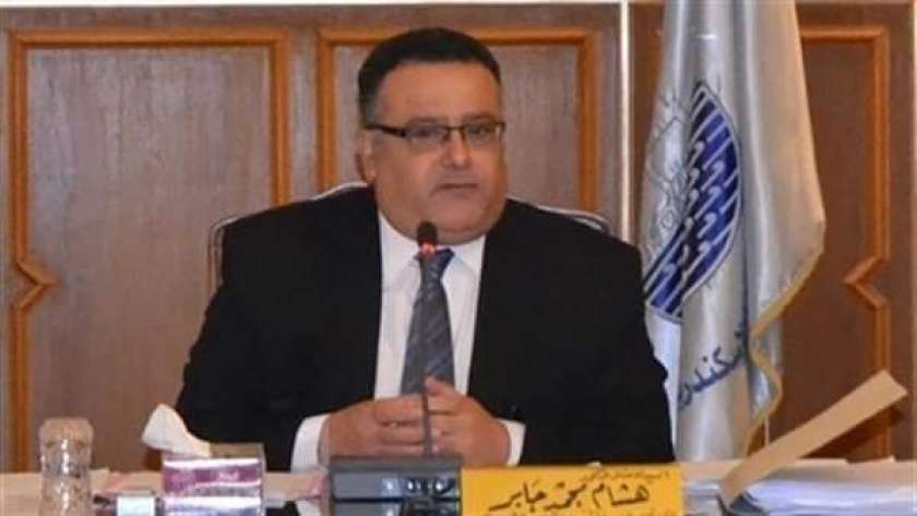 الدكتور هشام جابر القائم بأعمال رئيس جامعة الإسكندرية