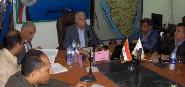 اجتماع محافظ جنوب سيناء