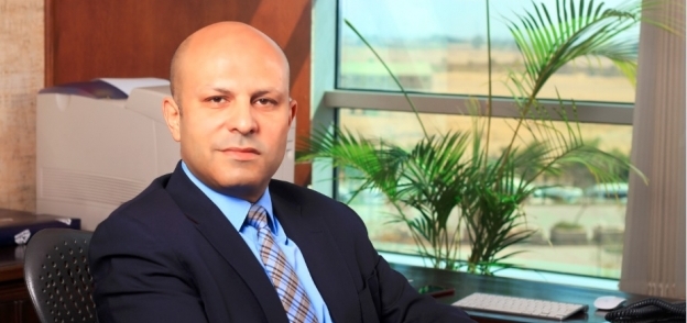 تامر جاد الله الرئيس التنفيذي للشركة المصرية للاتصالات