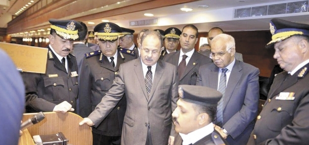 «عبدالغفار» و«السعيد» خلال تفقد مديرية أمن القاهرة أمس