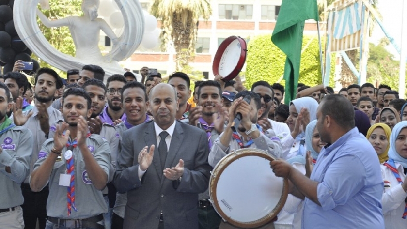 مهرجان جامعة المنيا لاستقبال الطلاب