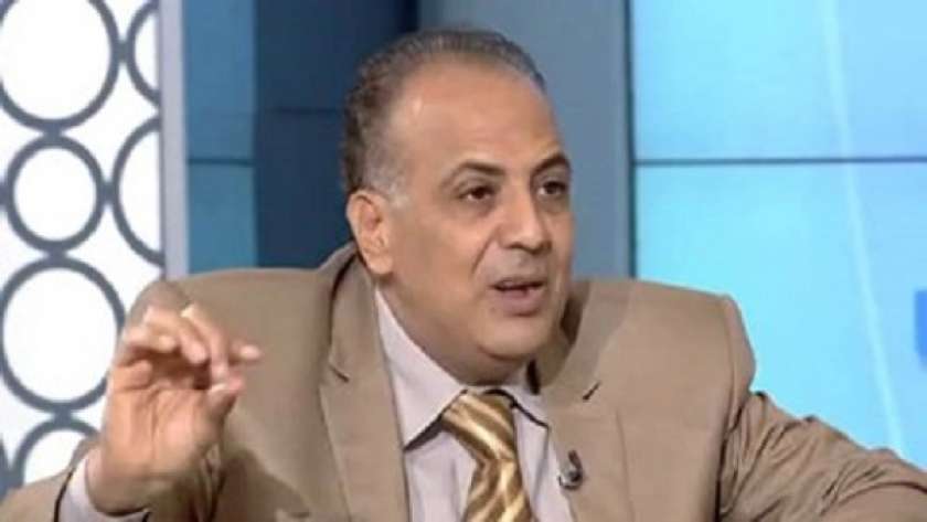 محمود الدجوى رئيس شعبة الكوافير
