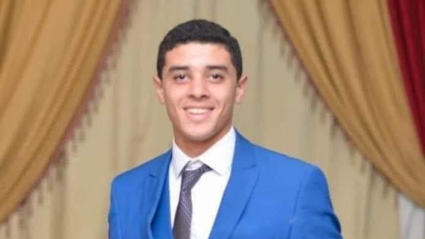 الطالب خالد مبروك الذي لقى مصرعه