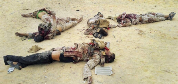جثث لبعض الإرهابيين قُتِلوا في سيناء- صورة أرشيفية