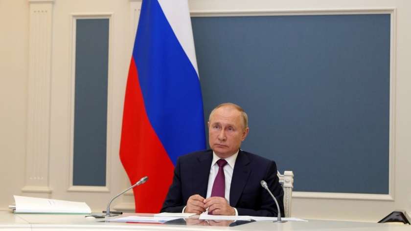 بوتين خلال حواره مع رئيس جهاز المخابرات الروسية
