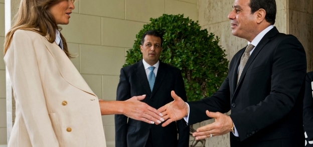 الرئيس السيسي وقرينته يستقبلان ميلانيا ترامب في قصر الاتحادية