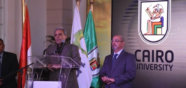 صورة افتتاح المرحلتين الأولى والثانية للبنية التحتية بجامعة القاهرة