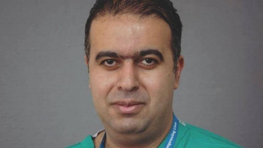الدكتور أحمد الشوادفي، أستاذ جراحة الكبد والحاصل علي أعلى جائزة فى زراعة الأعضاء، ودرع الجمعية البريطانية لزراعة الأعضاء