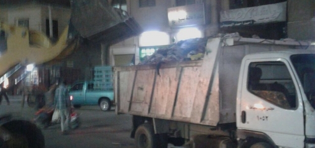 بعد الإطاحة برئيس مركز ومدينة دمياط من منصبه بسبب النظافة حملات مكبرة لرفع القمامة