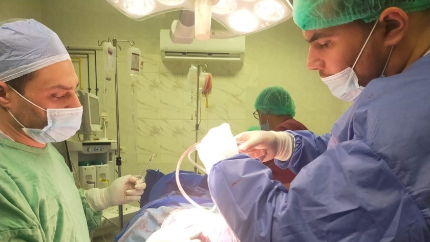 لأول مرة استئصال ورم مخ لمريضة بمستشفى رأس التين العام في الإسكندرية