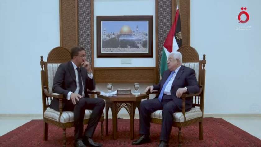 الرئيس الفلسطيني محمود عباس أبو مازن في حواره مع الإعلامي تامر حنفي