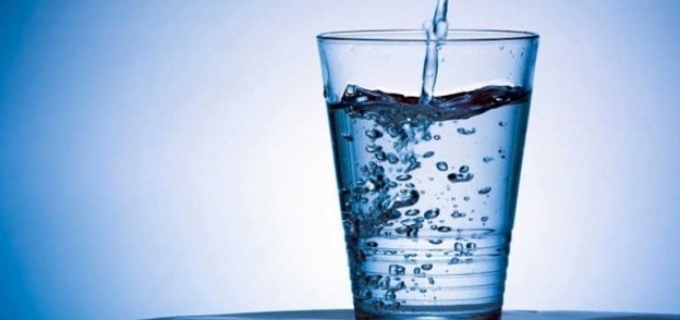 احذر شرب المياه المعدنية مع هذه الأدوية - تعبيرية