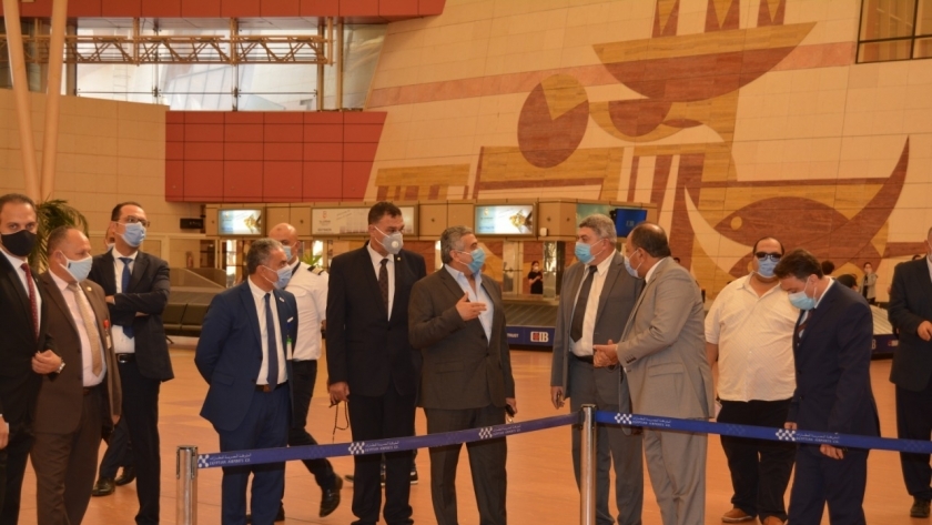 مطار القاهرة الدولي يستقبل اليوم 177 رحلة تقل على متنها 20 ألف مسافر من جنسيات مختلفة