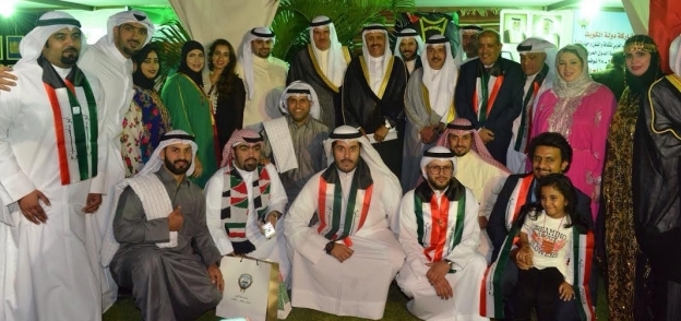بالصور| وزير الإعلام الكويتي يفتتح القرية التراثية في شرم الشيخ