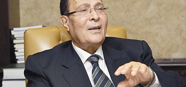 الدكتور محمود أبو زيد