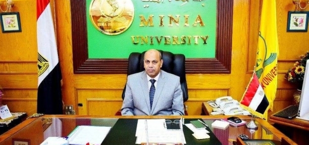رئيس جامعة المنيا الدكتور مصطفي عبد النبي