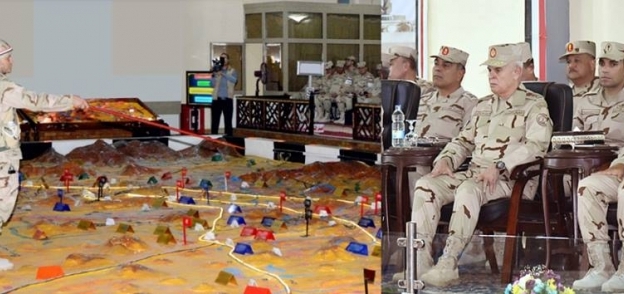 رئيس أركان حرب القوات المسلحة يتفقد مشروع مراكز القيادة ( بدوى 35 )