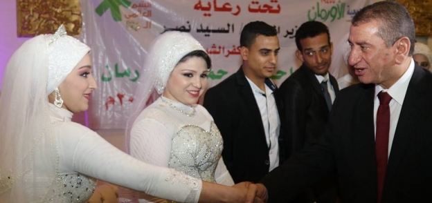 محافظ كفر الشيخ يشهد حفل زفاف جماعى