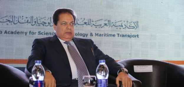 محمد محمد أبو العنين