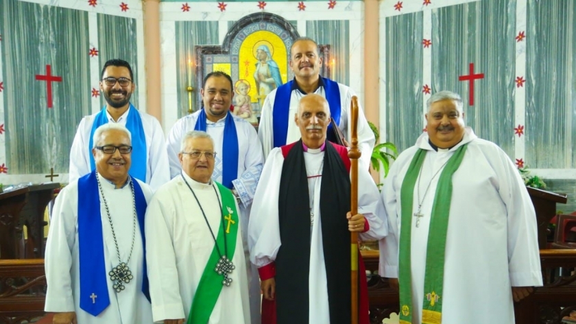 رئيس الأسقفية خلال زيارة رعوية ببورسعيد