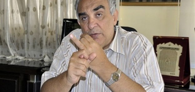 الدكتور عبدالحميد أباظة