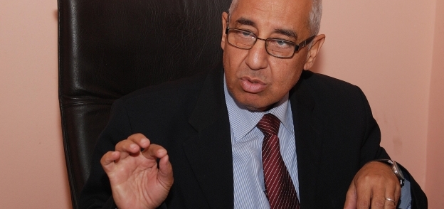 الدكتور علي عوف، عضو غرفة صناعة الدواء