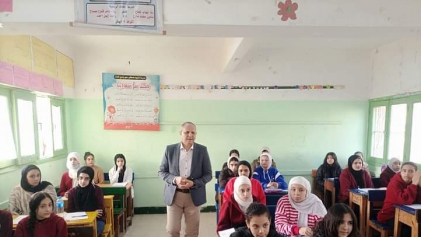 امتحانات الشهادة الإعدادية في كفر الشيخ