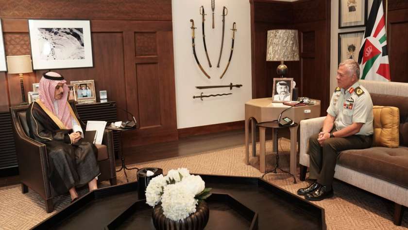 لقاء ملك الأردن الملك عبد الله الثاني بوزير الخارجية السعودي