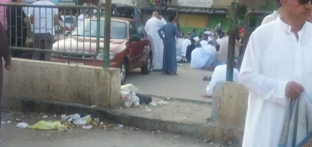 استياء مواطني الاسماعيلية من مستوى النظافة خلال أجازة العيد"صلينا وسط القمامة والشوارع غارقة .