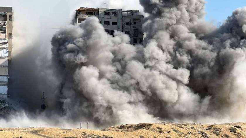 مشاهد من عدوان الاحتلال على قطاع غزة