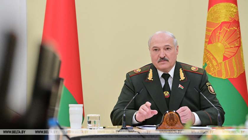 رئيس بيلاروسيا يتهم أوكرانيا باستهداف بلاده بالصواريخ