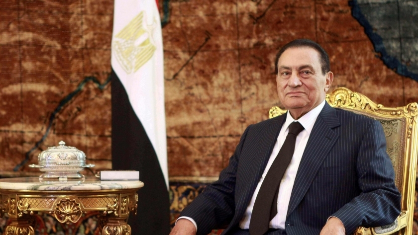 القوات المسلحة تنعي مبارك :إبن من أبنائها وقائداً من قادة حرب أكتوبر