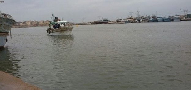 حركة الصيد بميناء البرلس