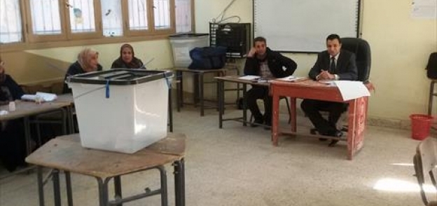 بالصور| الهدوء يسود لجان الانتخابات المعادة في بني سويف
