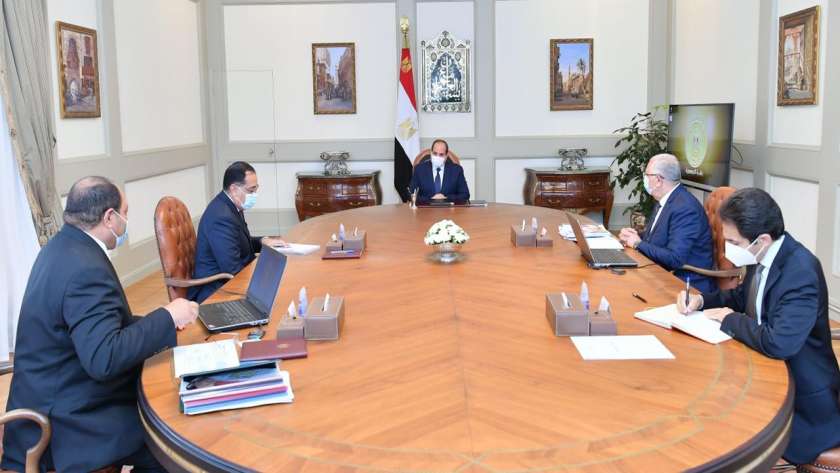 الرئيس السيسي خلال اجتماعه مع رئيس الوزراء