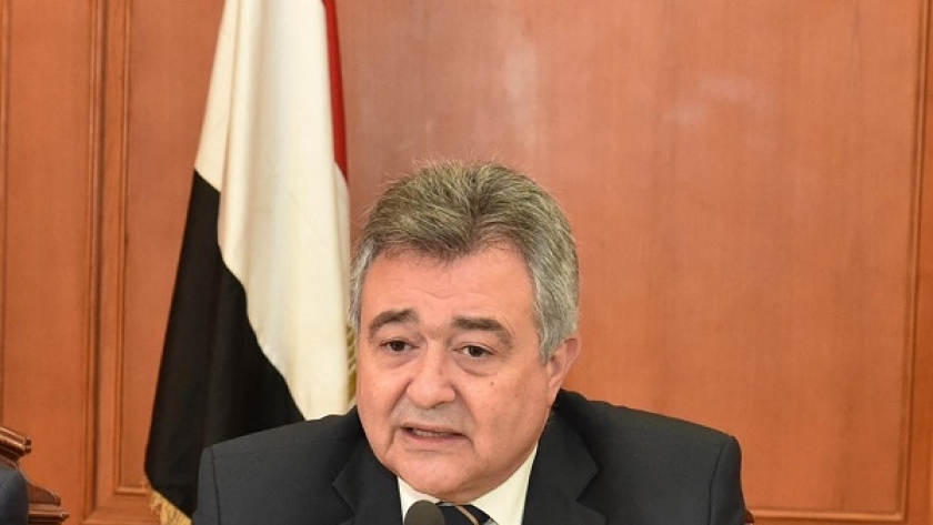 عمرو صدقى، رئيس لجنة السياحة والطيران المدنى بمجلس النواب