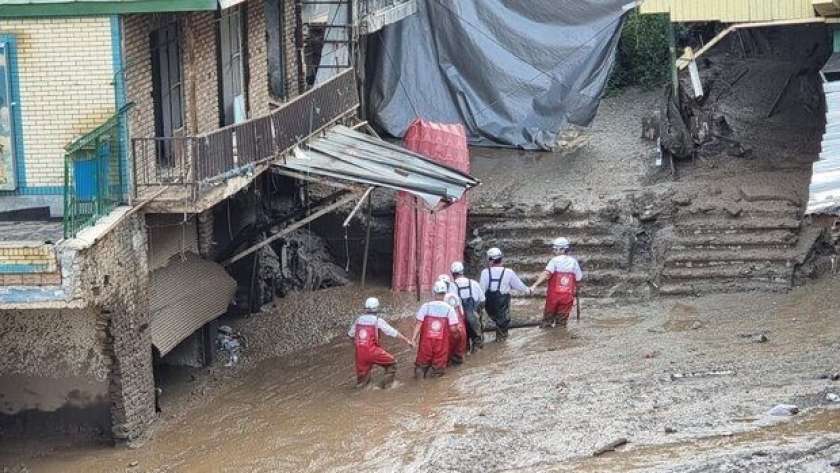 آثار الفيضانات في إيران