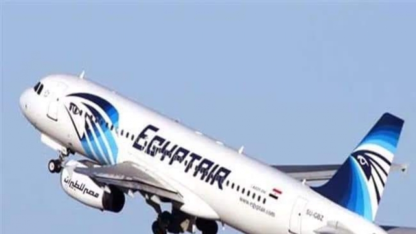 مطار القاهرة الدولي يستقبل 38 مصري عائدين من فرانكفورت ولندن