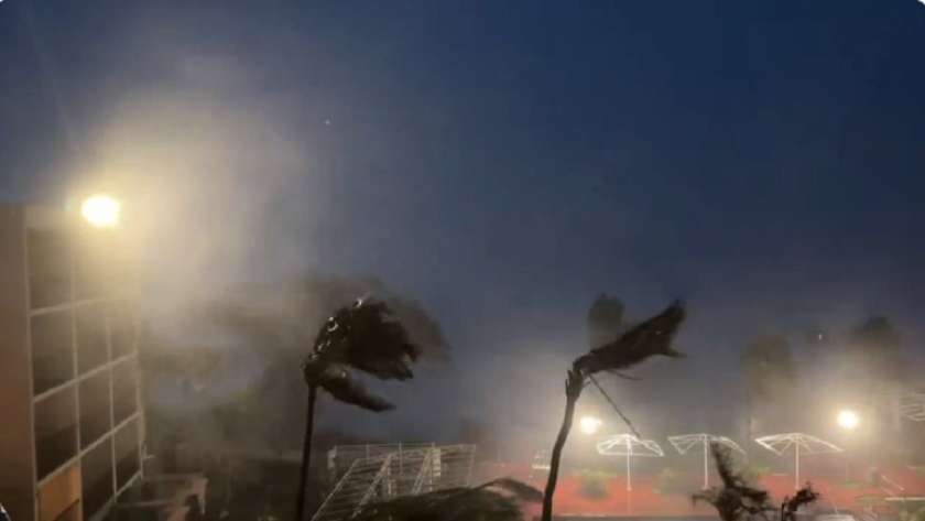 إعصار «ماوار» يضرب جزيرة «جوام» الأمريكية