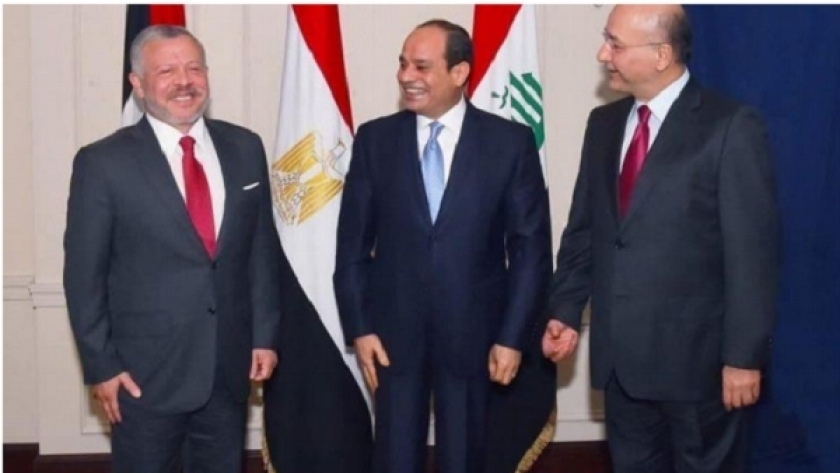 الرئيس السيسى وملك الأردن ورئيس العراق
