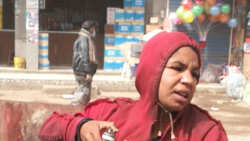 «ناصرة» هربت من أسرتها في القاهرة لتقيم في شوارع دسوق:«تنكرت في ملابس رجال خوفاً من البلطجية»