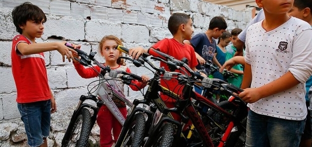 دراجات هوائية لاطفال سوريا