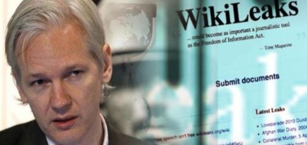 مؤسس موقع ويكيليكس جوليان أسانج