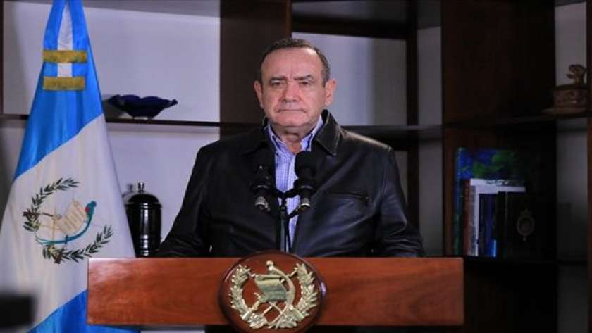 رئيس جواتيمالا أليخاندرو جياماتي