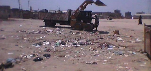 بالصور| حملة نظافة بشوارع مدينة "طامية" في الفيوم