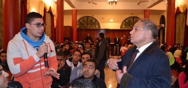 لقاء رئيس جامعة الإسكندرية مع الطلاب