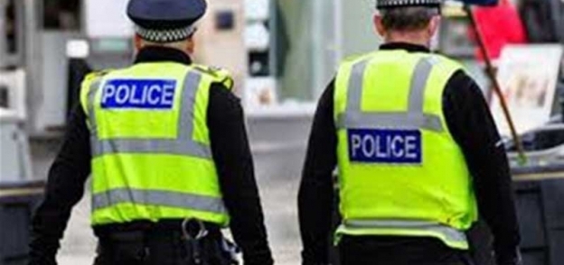 عنصران من الشرطة البريطانية