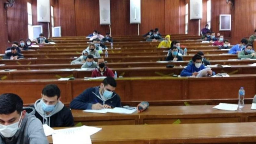 امتحانات جامعة الإسكندرية
