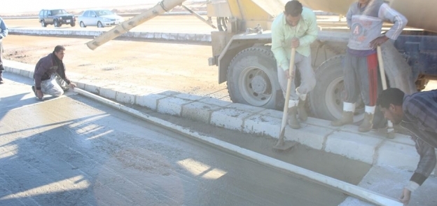 تطوير الطريق الأوسط بمدينة شرم الشيخ