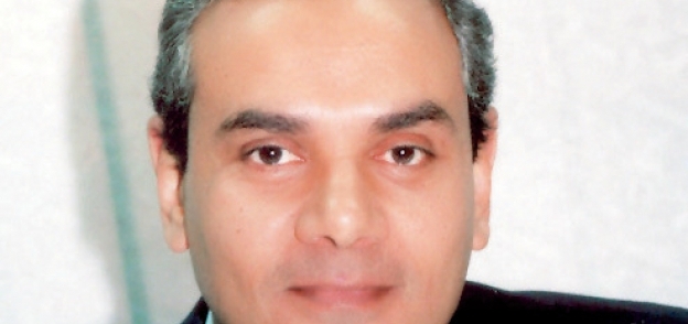 الدكتور عصام نصر